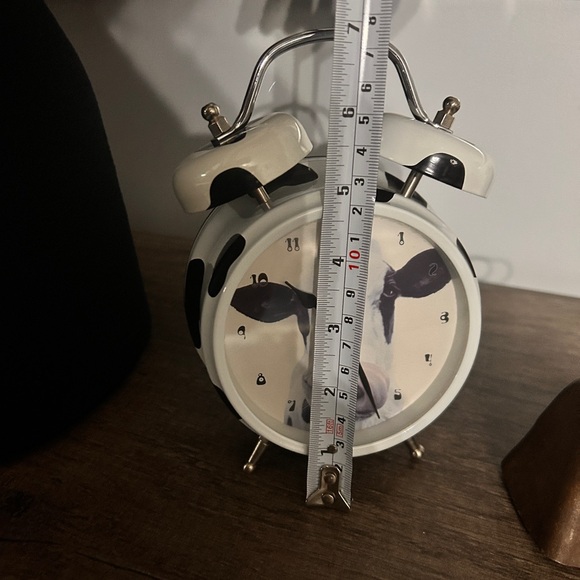 Alarm clock, cow design. - Picture 2 of 8